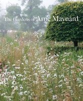 The Gardens of  (Hardcover) - Arne Maynard Photo
