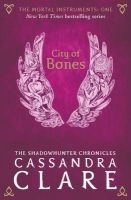 The Mortal Instruments 1: City of Bones (Paperback) - Cassandra Clare Photo