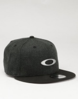 Oakley O-Justable Metal Cap Black Photo