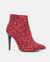 New Look Crumble 3 Pointed Suedette Boots Red Leopard Print Photo