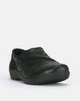 SOA Vega Slip On Shoes Black Photo