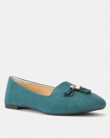 Legit Albert Cut with Tassel Detail Pumps Emerald Photo