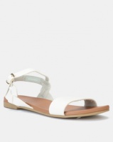 New Look Leather-Look Twist Strap Footbed Sandals White Photo