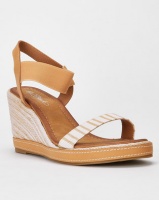 Miss Black Carmela Stitch Detail Wedge Beige Photo