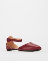 Legit Pointy Pump With Ankle-Strap Burgundy Photo