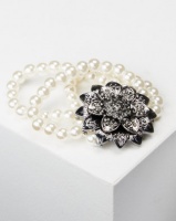 Queenspark 3 Row Pearl & Flower Bracelet White Photo