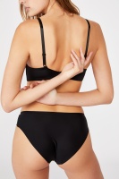 Body - Seamless Essential Bikini Brief - Black Photo