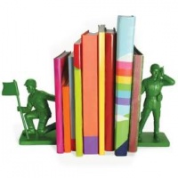 Thames and Kosmos Toy Soldier Bookends Photo