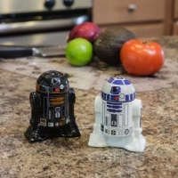 Star Wars Droid Salt and Pepper Shakers Photo