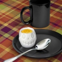 Fred Friends Egg-a-matic Skull Egg Mould Photo