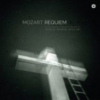 Warner Classics Mozart: Requiem Photo