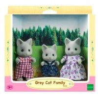 Sylvanian Families - Gray Cat Family Photo