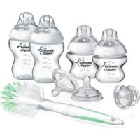 Tommee Tippee Tommee Tipee Closer to Nature Newborn Starter Kit Photo