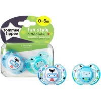Tommee Tippee Closer to Nature Fun Soother Photo