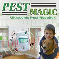 Homemark Pest Ultrasonic Plug-In Insect Repeller Photo