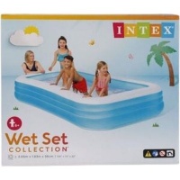 Intex Pool Family Photo
