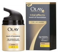 Olay Total Effects Touch Of Fondation - Medium Photo