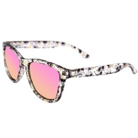 Kagiva's Real Retro Polorized Women Sunglasses - White/Pink Photo
