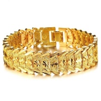 Men's Gold Scale-Chain Bracelet Photo