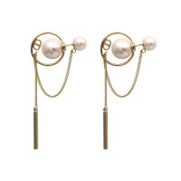 Shell Pearl Dangle Drop Earrings Photo