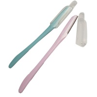 Eyebrow Razor With Safety Wire - Twin Pack Photo