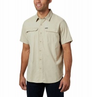 Columbia Men's Silver Ridge 2.0 Short Sleeve Shirt in Fossil Photo
