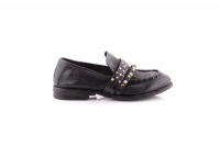 Women's black leather loafer Photo