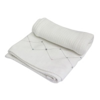 Sheraton Little Linen Embroidered Cellular Blanket – Diamond White Photo