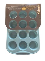 Xclusiv Silicone 12 Cup Muffin Pan - Small Photo
