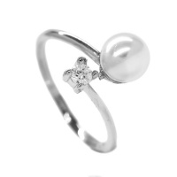 iDesire pearl & cubic zirconia ring - adjustable size Photo