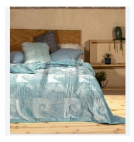 Pierre Cardin Luxury Thick Mink Blanket Photo