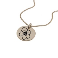 "Hawthorn of May Rose Gold Birth Flower Pendant" Photo
