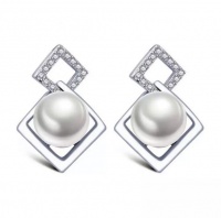 SilverCity Silver Plated Cubic Zircon Pearl Square Earrings Photo