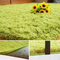 Excellent Fluffy Comfortable Carpet for Home & Offices - Green Photo