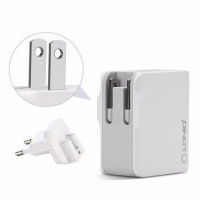 Ldnio 2.4A Auto Id 2 Port Fast Travel Charger - White Photo