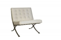 TOCC Stud 1 Seater Chair - White Photo