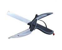 Clever Scissors 2-in-1 Cutter Photo