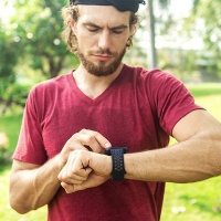 Zonabel Fitbit Versa Silicone Sports Strap - Black and Grey Photo