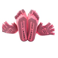 Yoga Toe Socks & Gloves Pink Photo