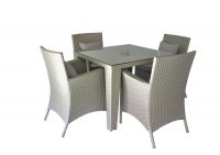 JOST Garden Square Table with 4 Chairs Photo