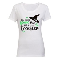 Can't Scare Me - I'm A Teacher - Halloween - Ladies - T-Shirt Photo