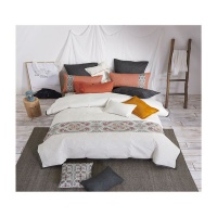 Bedding Set - Lismore - White - Includes a bag Photo