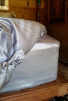 Cocoon Bedding 100% Pure Mulberry Silk Fitted Sheet - Luxurious Indulgence Photo