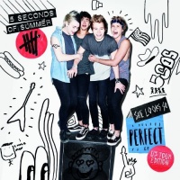 Capitol 5 Seconds of Summer - She Looks So Perfect Photo