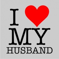 I Love My Husband Women's T-Shirt - Grey Photo