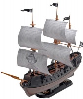 Revell Monogram - Snaptite 1/350 - Black Diamond Pirate Ship Photo