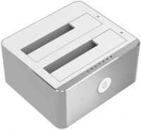 Unitek 2.5" and 3.5" Dual Bay SATA 6G USB 3.1 Hard Drive Docking Station - Silver Photo