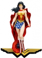 Wonder Woman - ARTFX Statue - Rerun Photo