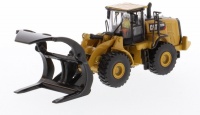 CATDiecast Masters CAT/Diecast Masters - 1/87 - 972M Wheel Loader with Log Forks Photo