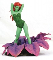 Diamond Select - DC Gallery Comic Poison Ivy PVC Statue Photo
